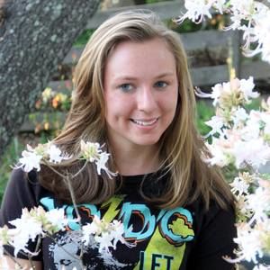 Meet your Posher, Alexis